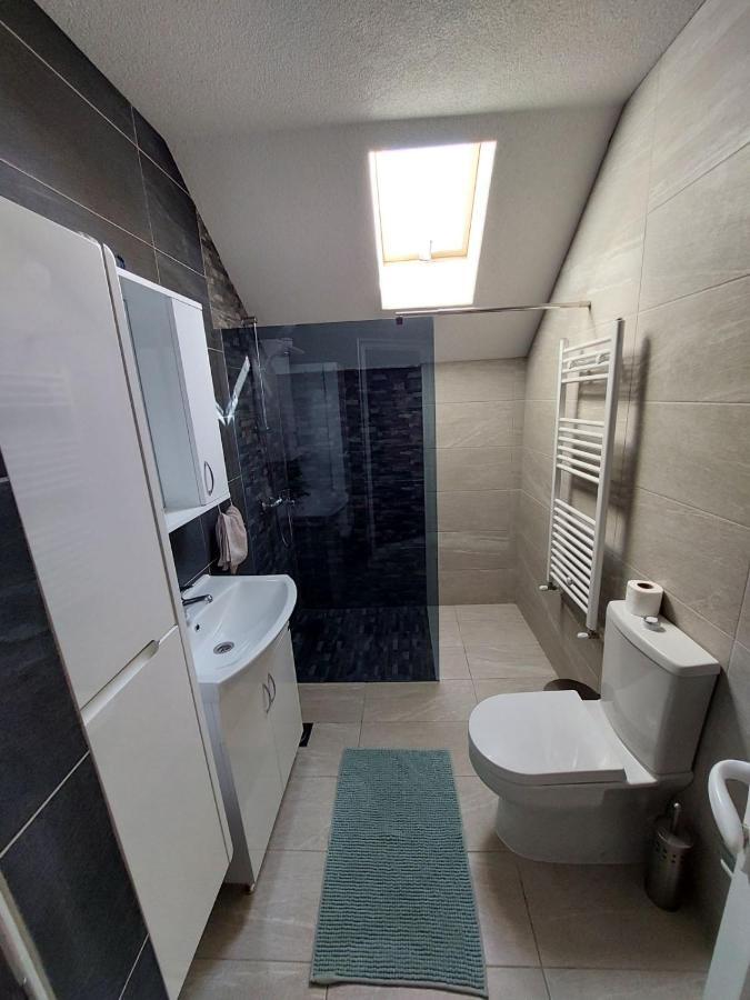 Tetka Viki Mavrovo Exterior foto